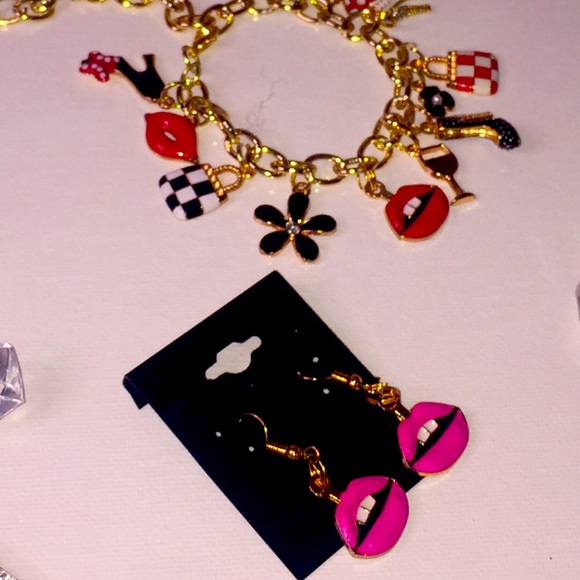 Custom kids Charm bracelet and earrings - Picture 2 of 7